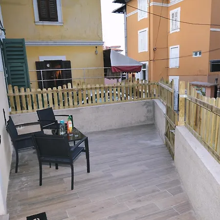 Stella Apartment